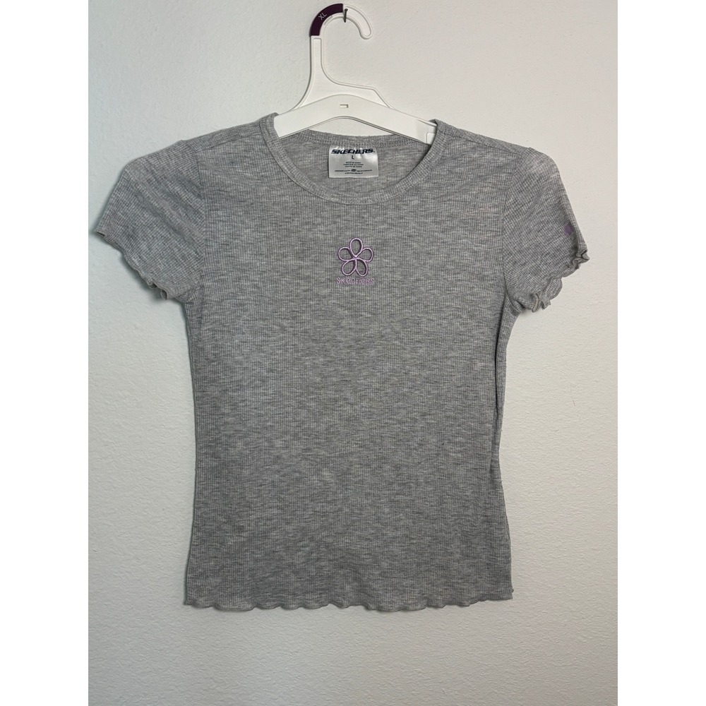 Skechers Vintage Y2K Gray Ribbed Baby Tee Purple Flower Logo Lettuce Trim Large